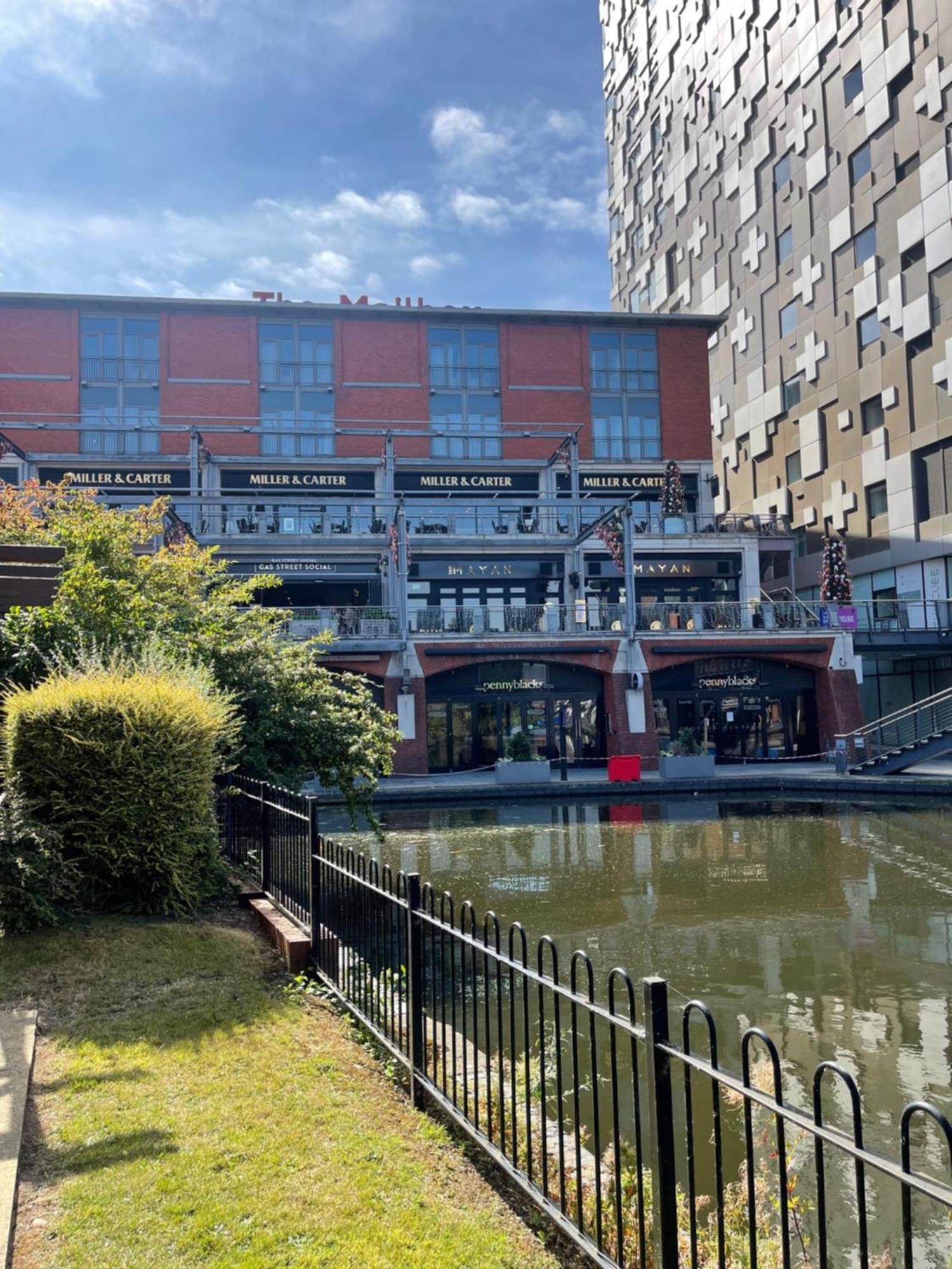 Birmingham Central Canal Side Living Exterior photo